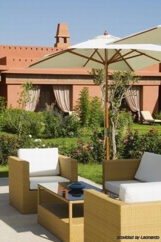 Фото Domaine Des Remparts Hotel & SPA