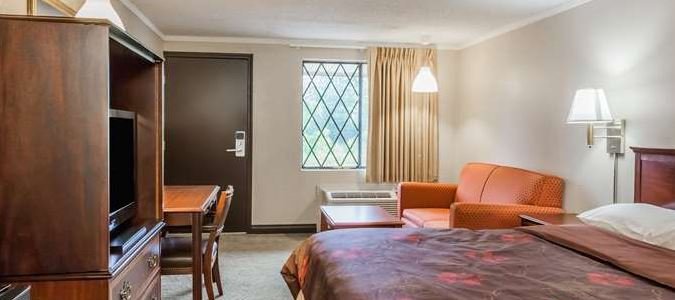 Фото Knights Inn Farmington Hills