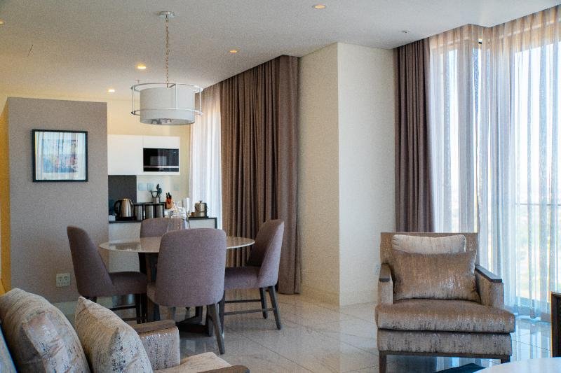 Фото The Leonardo