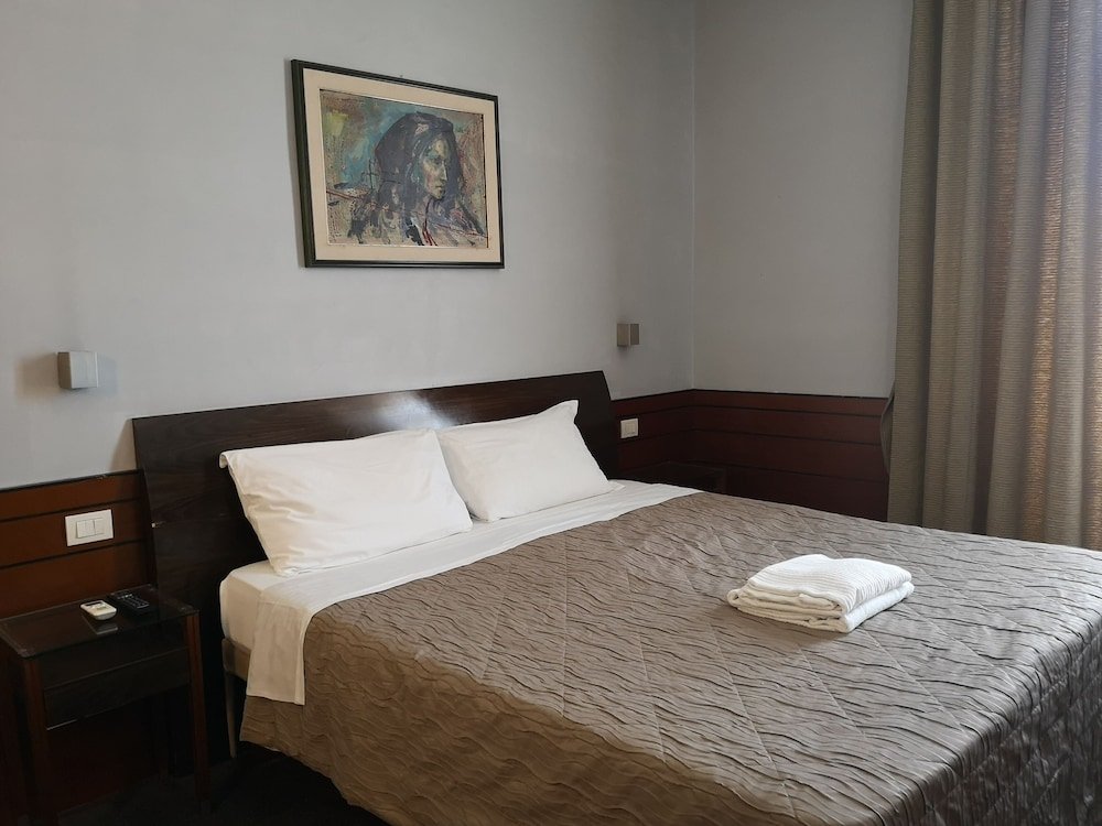 Фото Rome Travellers Hotel