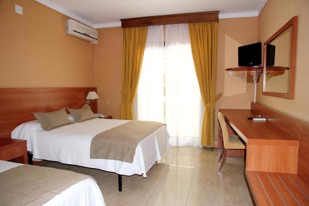 Фото Hostal Gallet