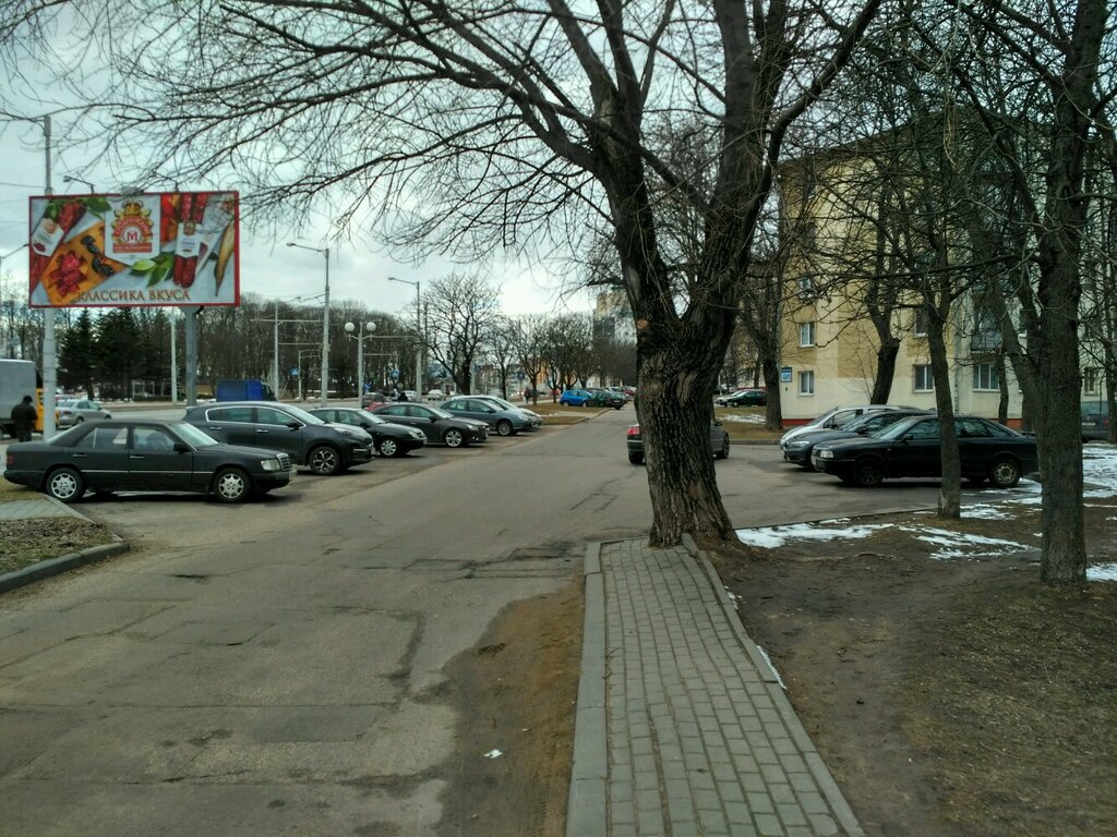 Автомобильная парковка Парковка, Минск, фото