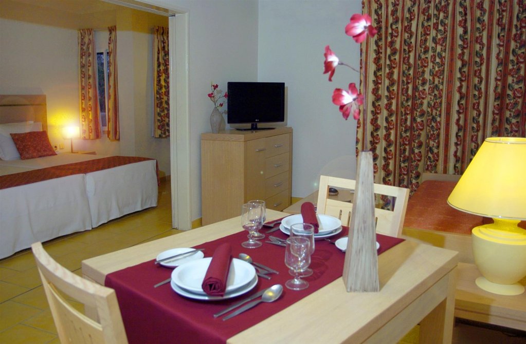 Фото Santa Eulalia Hotel & SPA