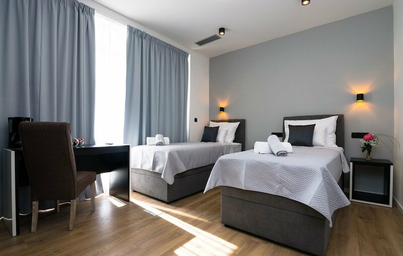 Гостиница Sky & Sun Luxury Rooms в Задаре