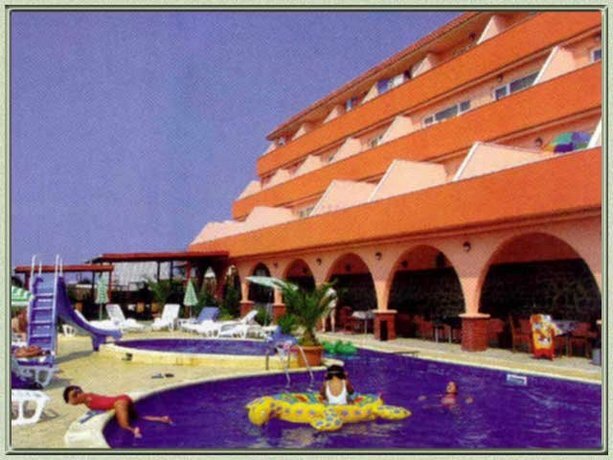 Гостиница Lozenets Resort Hotel в Лозенце