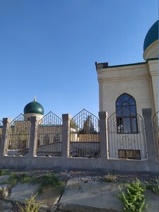 Mosque (Tashkent Region, Akkurgan, Oqqo'rg'on qabristoni), mezquita