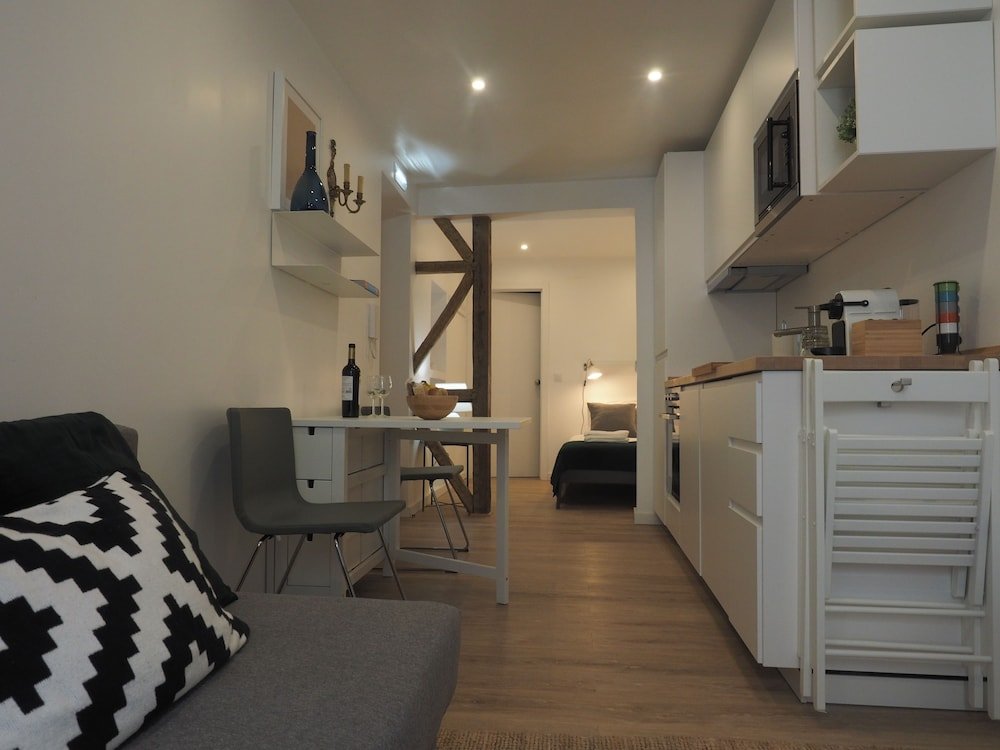 Фото Bairro Alto Bronze of Art Apartments