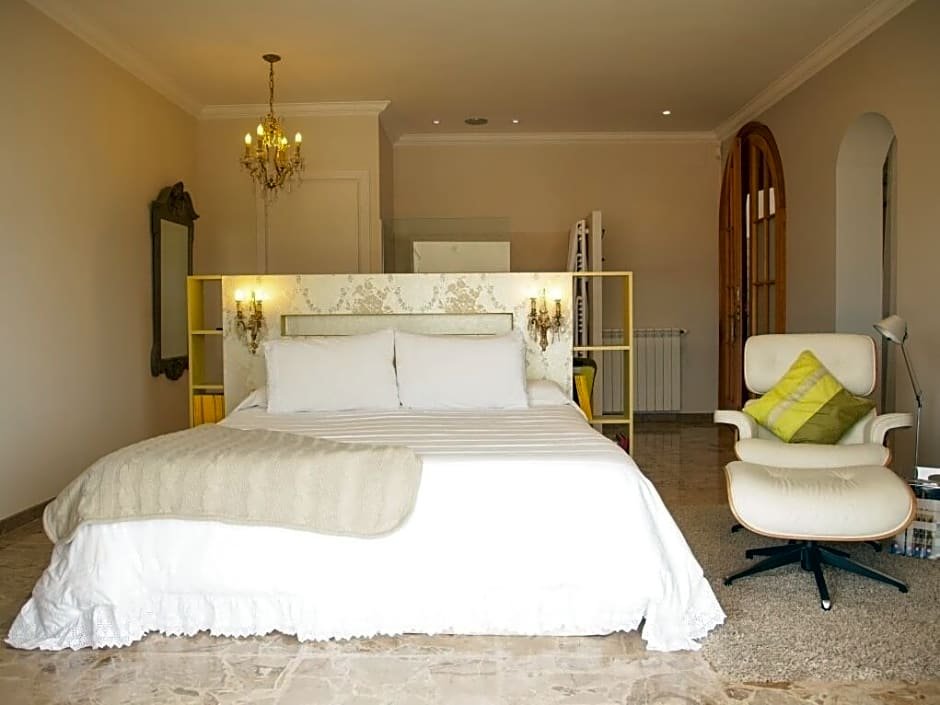 Фото Montjuic Bed & Breakfast