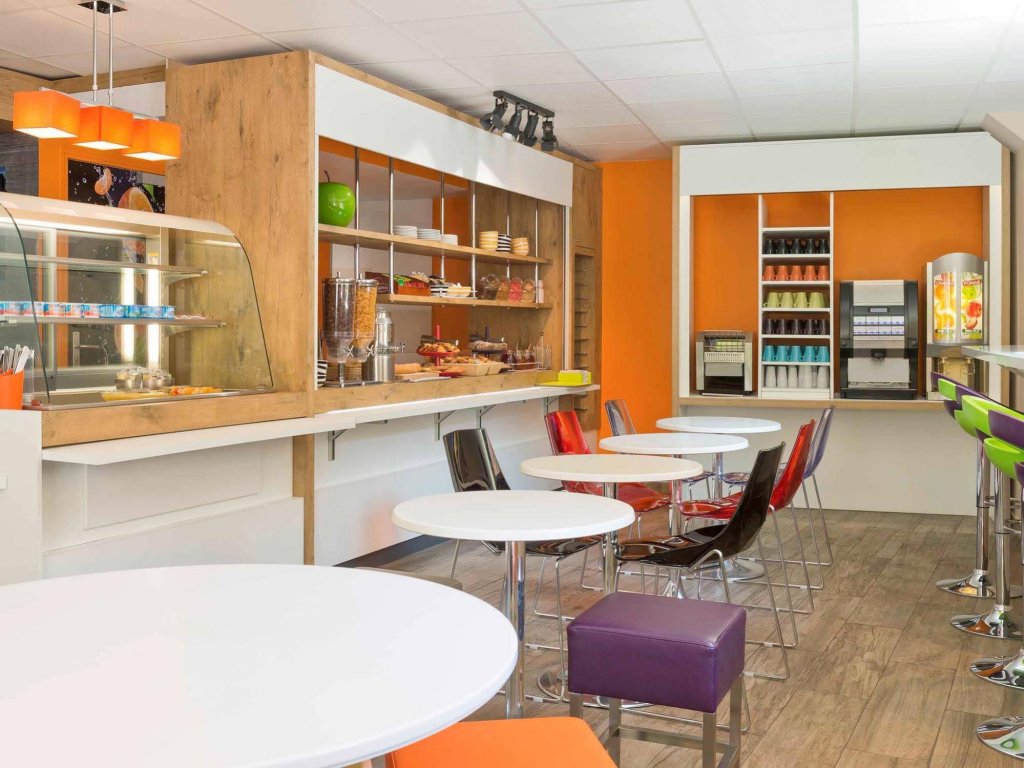 Фото Ibis budget Cannes Centre Ville