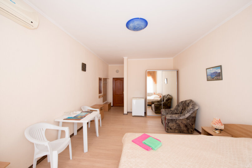 Фото Фрегат