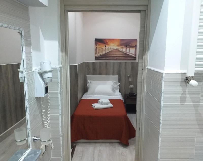 Фото Hotel Tonic