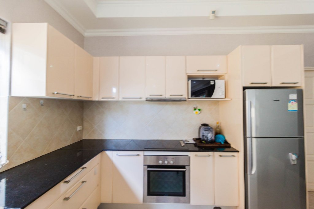 Фото Hyde Park Residence by Pattaya Sunny Rentals