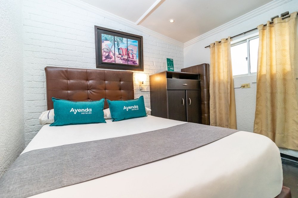 Фото Ayenda Casa Hotel Victoria