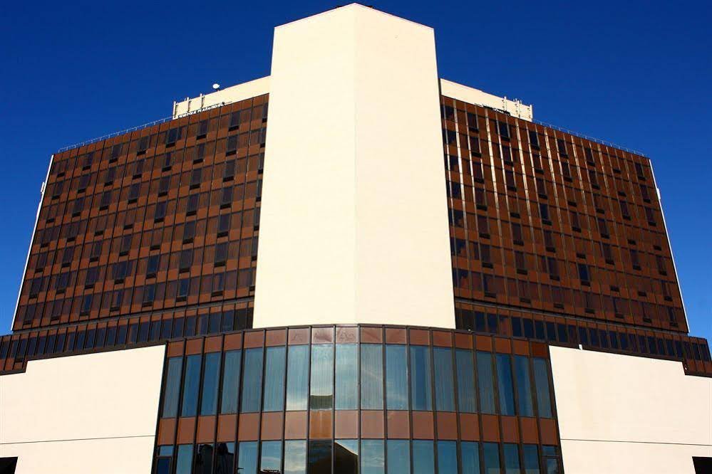 Фото Wyndham Garden Norfolk Downtown