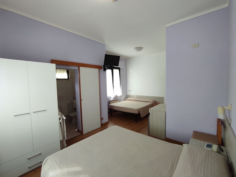 Фото Hotel Marystella