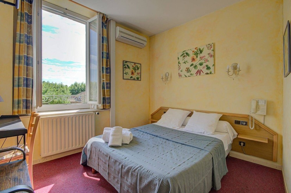 Фото Hotel Saint Jean