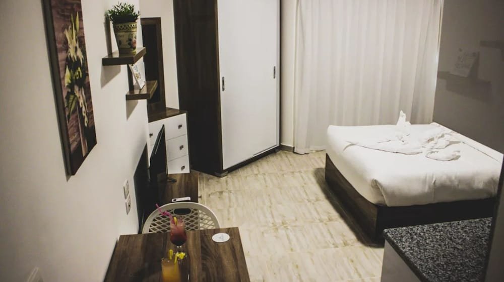 Фото Aqua Palms Resort