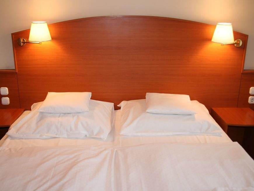 Фото Korona Hotel Panzio