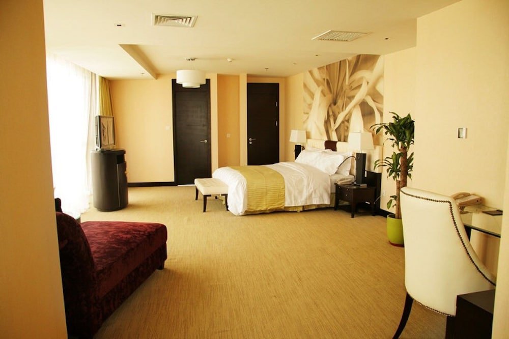 Фото China National Convention Center Grand Hotel