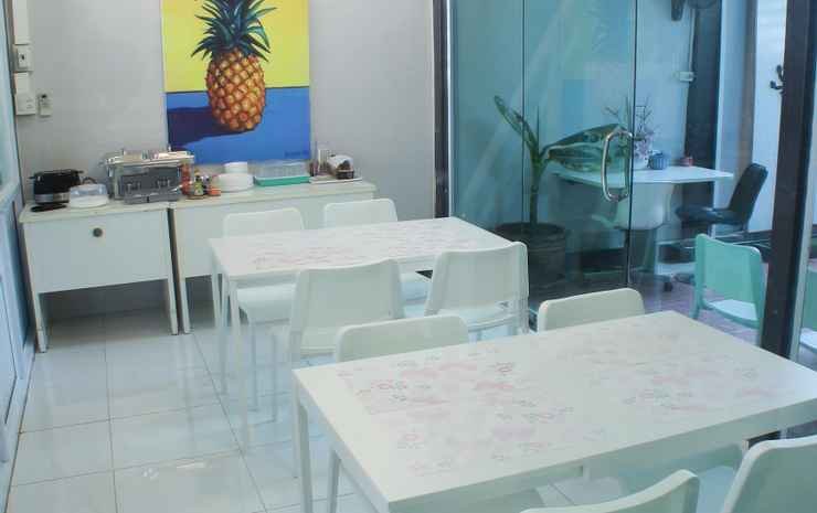 Фото S'Prima Hostel