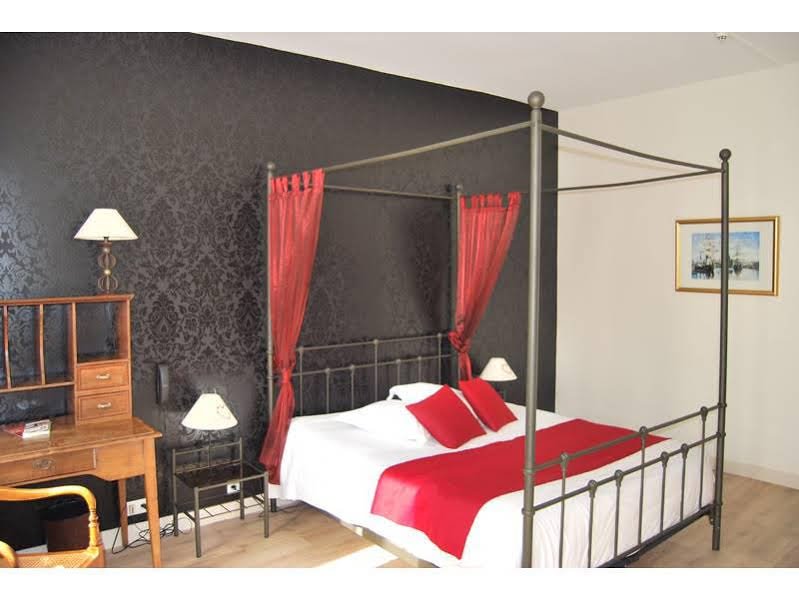 Фото The Originals Boutique, Hôtel Roca-Fortis, Rochefort