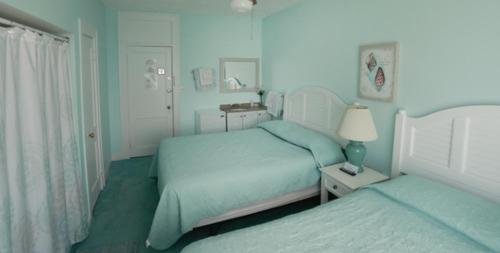 Фото Mayfair Hotel