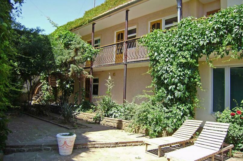 Фото Испанский дворик