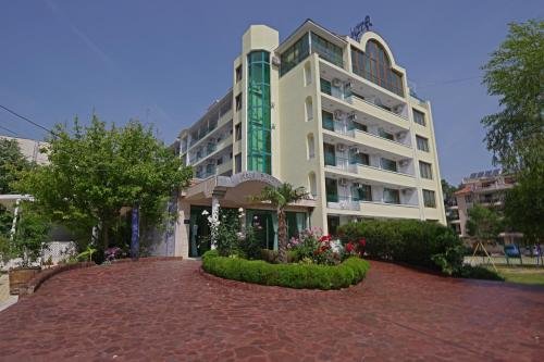 Фото Perla Plaza