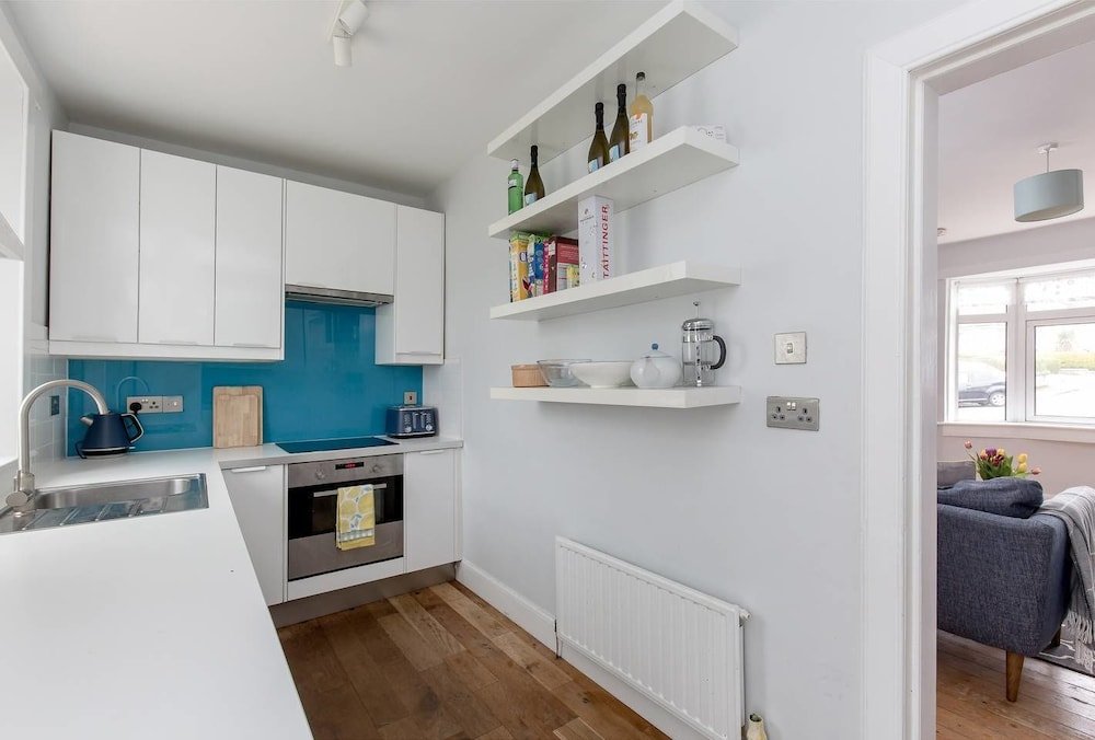 Фото Cozy and Quiet House Super Close to the Centre