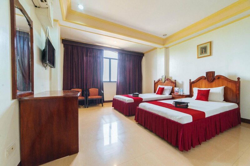 Гостиница RedDoorz @ Kilometer 1 Roxas City
