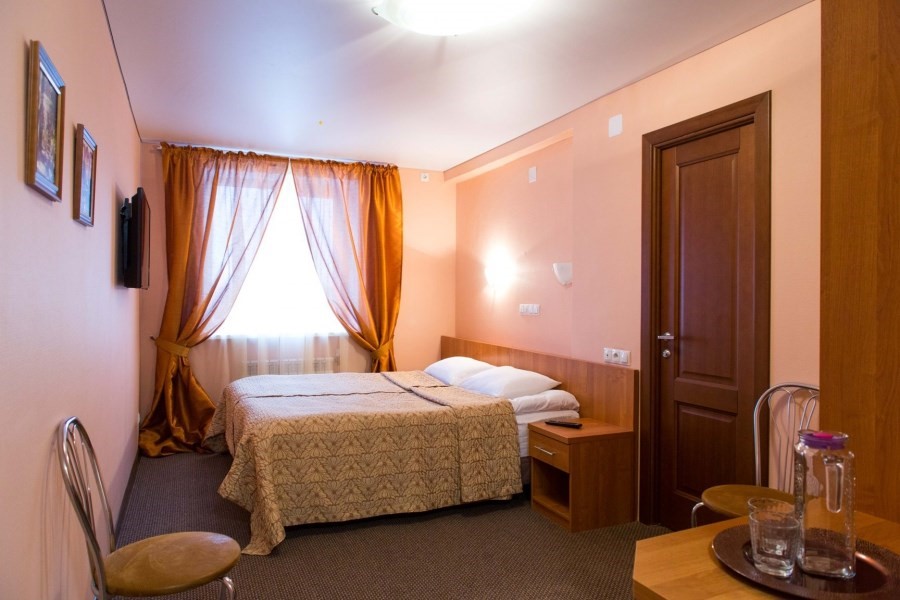 Фото отеля 2