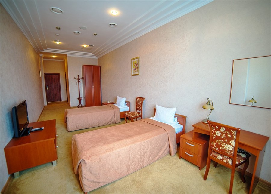 Фото отеля 2