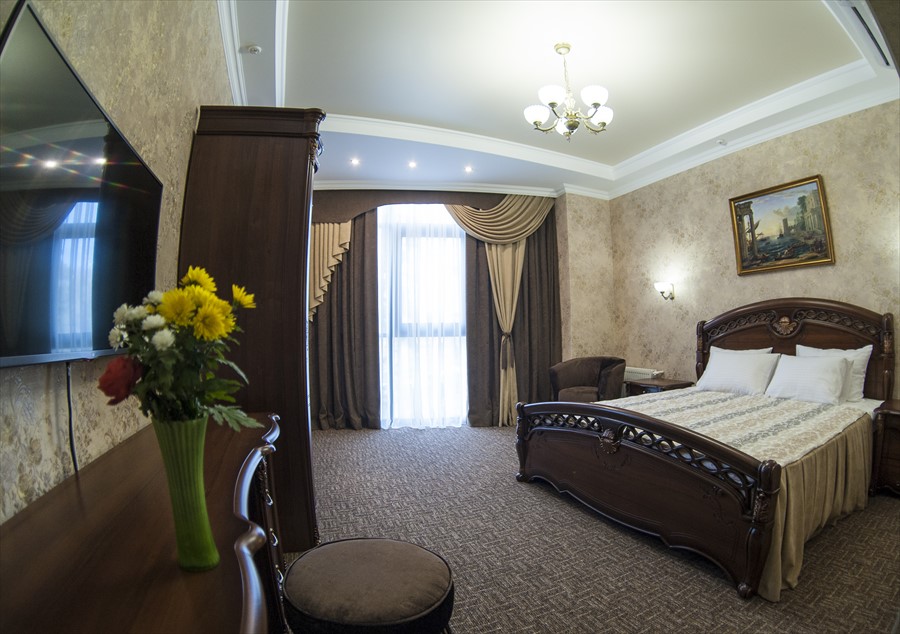 Фото отеля 1