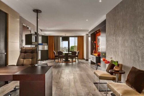 Внешний вид отеля Hilton The Hague в Гааге, фото 1