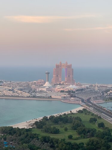 Гостиница Grand Hyatt Abu Dhabi в Абу-Даби