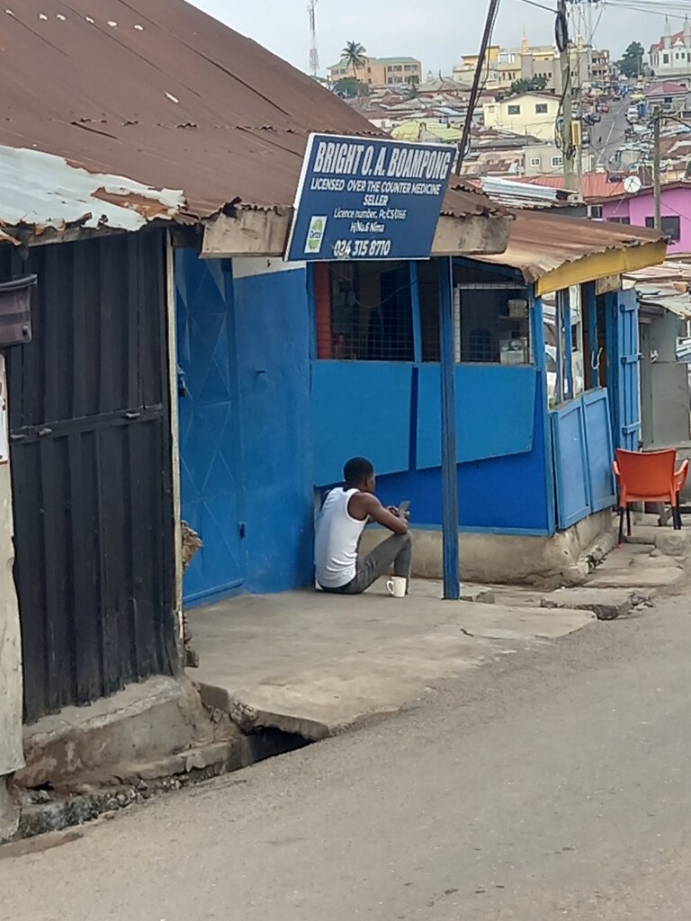 Pharmacy Bright O. A boapong, Accra, photo
