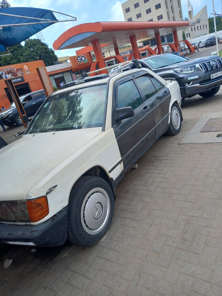 Tire service Galvanizing Bay, Earth, photo