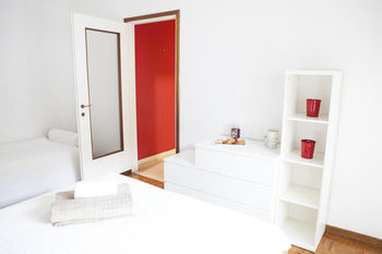 Фото Alessia's Flat - Naviglio Grande