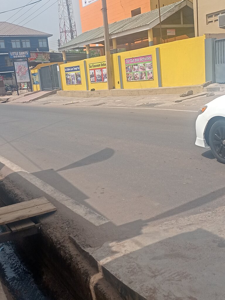 School Little Saints School, Accra, photo