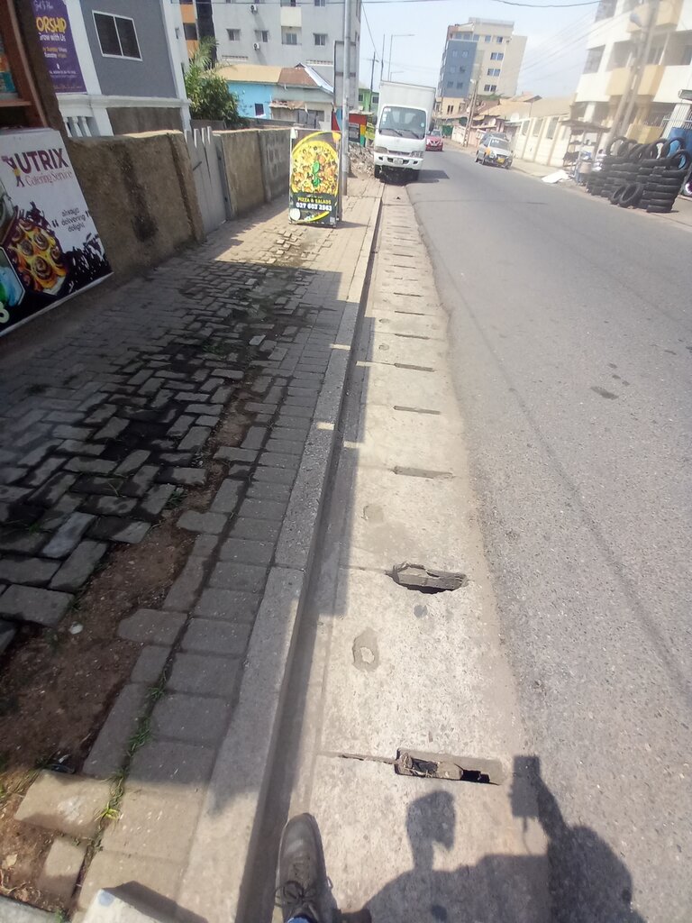 Restaurant Lutrix, Accra, photo