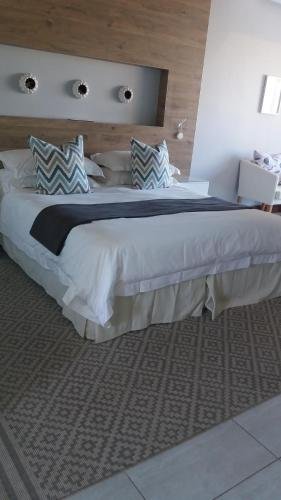 Фото Coco De Mer Boutique Hotel