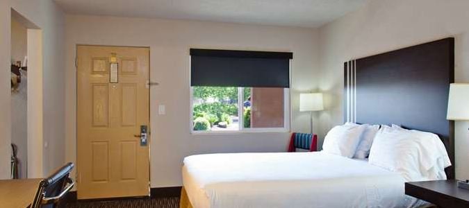 Фото Days Inn by Wyndham Chowchilla Gateway to Yosemite