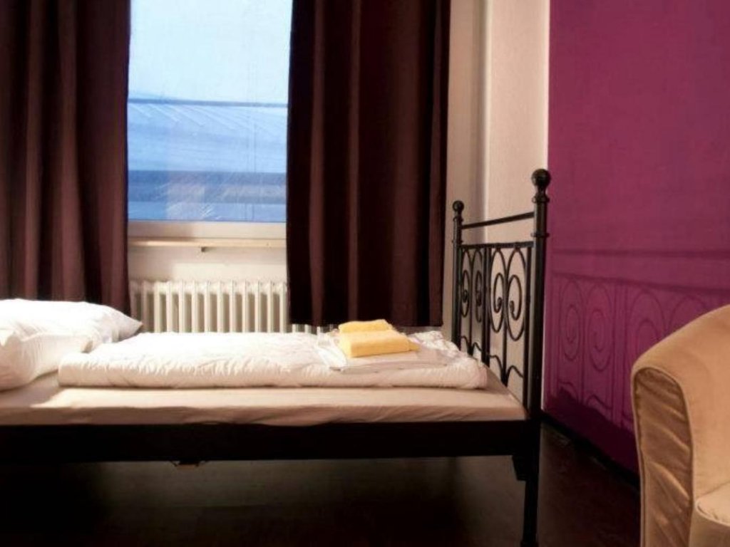 Фото Station Hostel For Backpackers