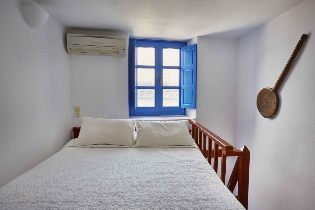 Фото Nostos Apartments Fira