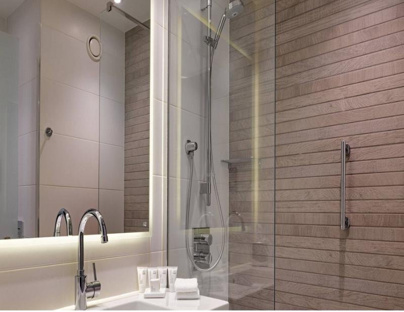 Фото Ac Hotel by Marriott Manchester City Centre