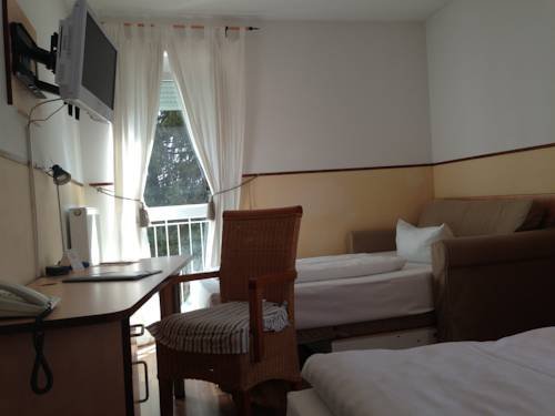 Фото Airport Regentpark Hotel