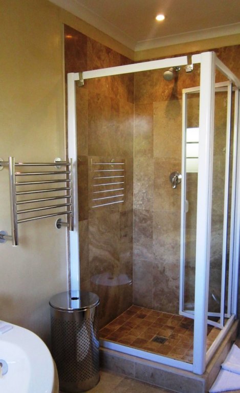 Фото La Roche Guest House