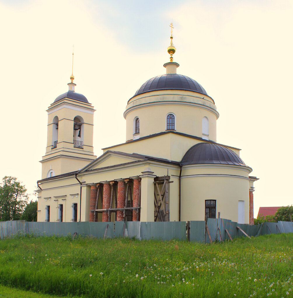 Orthodox church Tserkov Rozhdestva Presvyatoy Bogoroditsy V Voronovo, Moscow and Moscow Oblast, photo