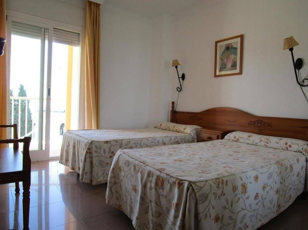 Фото Apartamentos Andalucía