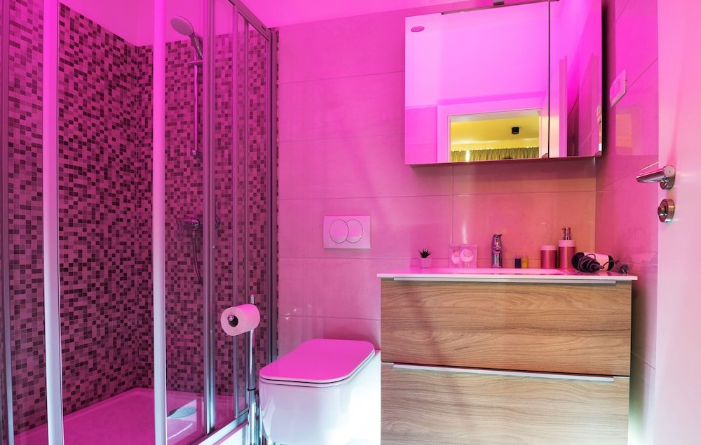 Фото Sky & Sun Luxury Rooms